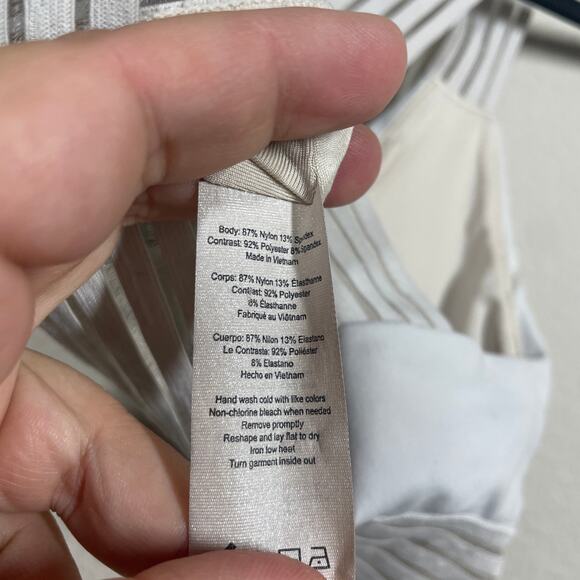 Alo Size Small Crossback Sports Bra White Stripe Straps Nylon Blend Sportswear - Picture 5 of 9